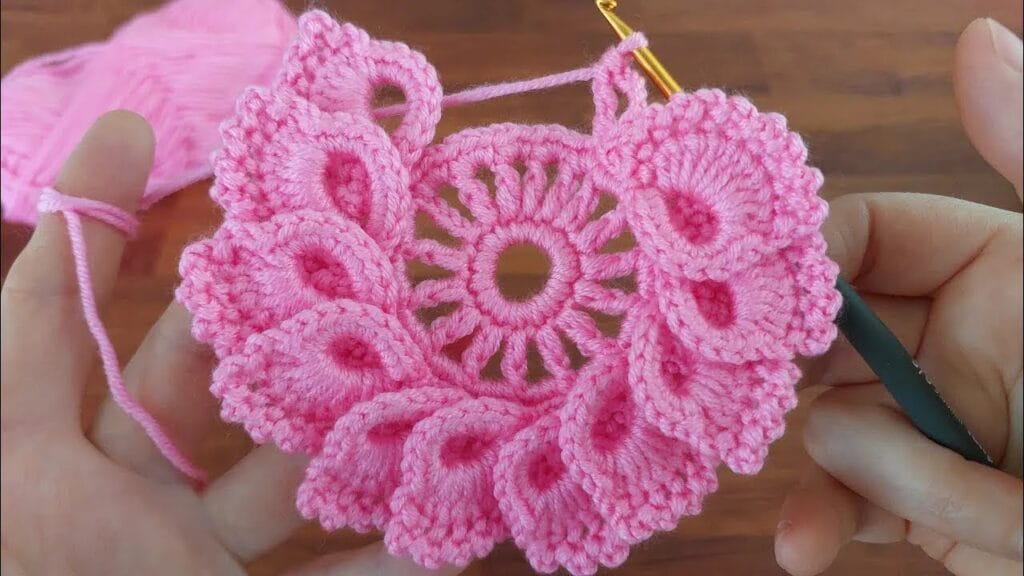 Crochet Flower Pattern for Beginners | Easy Floral Crochet Tutorial